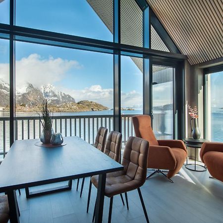 Cornerview Apartment Henningsvær Exteriör bild